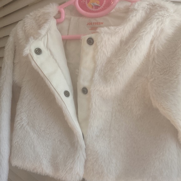 Joe Fresh Baby Girl faux fur button up coat size 18-24 months - Picture 2 of 3
